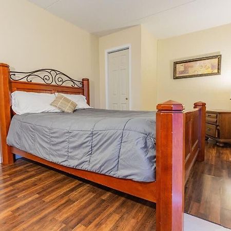 2-Bed, 1-Bath Apartment Near I-24, Great Location 查塔努加 外观 照片