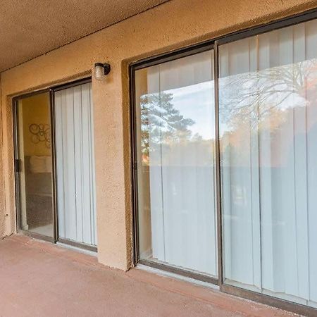 2-Bed, 1-Bath Apartment Near I-24, Great Location 查塔努加 外观 照片