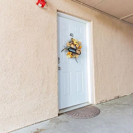 2-Bed, 1-Bath Apartment Near I-24, Great Location 查塔努加 外观 照片